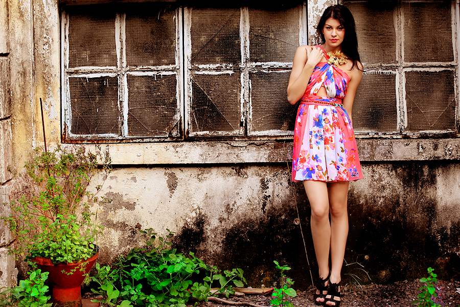 A Rrajani Fashion Portfolio & Advertising E-commerce commercial photographer in Mumbai pune india