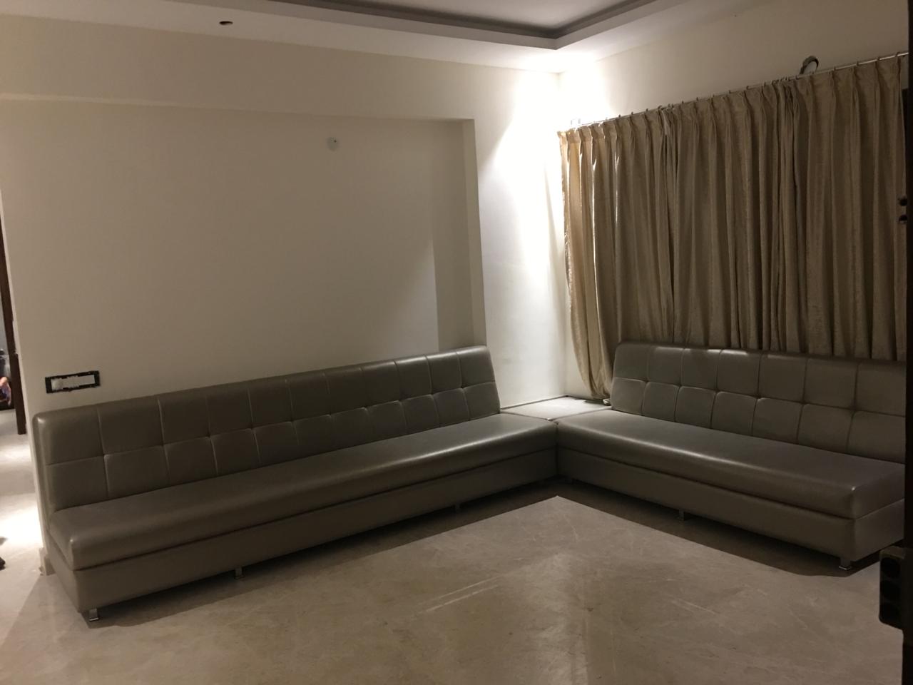 Benson Town: Exclusive 3 bedroom  furnished flat for rent