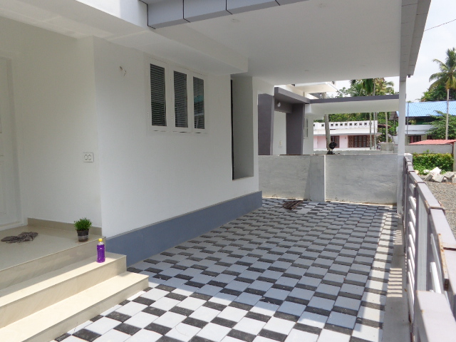 3 5 cent plot (ID3420) with 1600 sq ft house for sale near Udayamperoor  Tripunithura