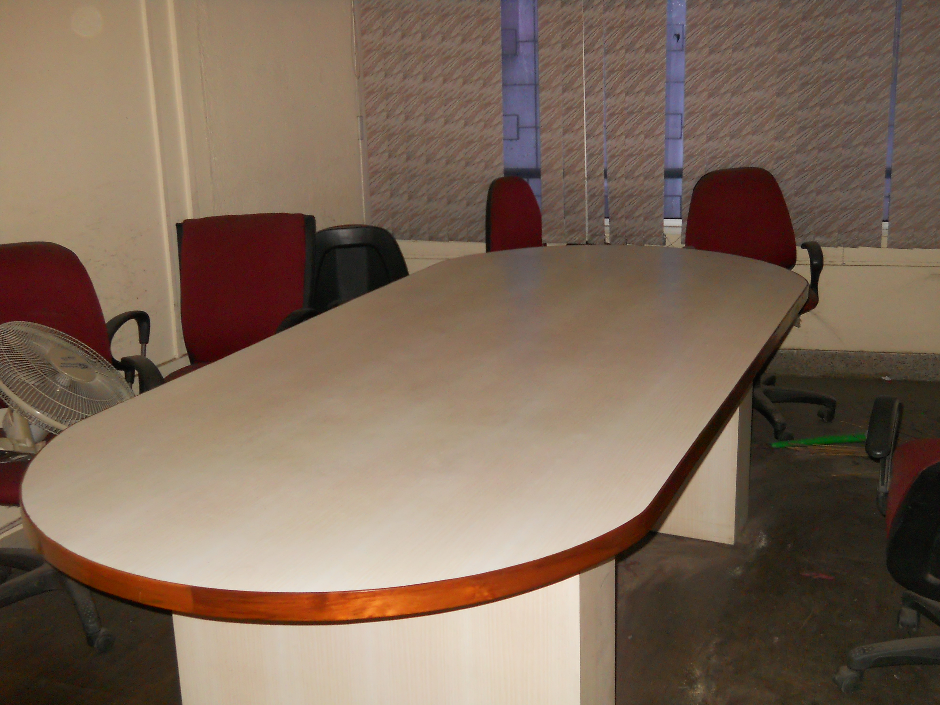 Park Road : Exclusive fully furnished office for rent