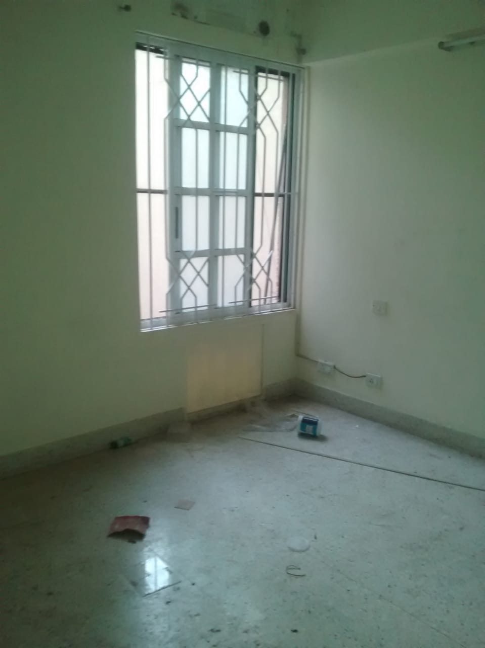Ulsoor Road: Exclusive 3 bedroom flat for rent