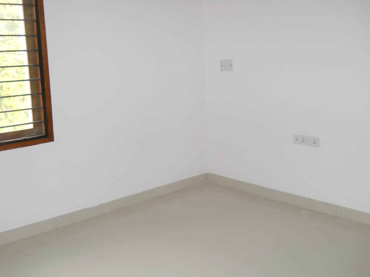 Cooke town: Beautiful 3 bedroom flat for sale